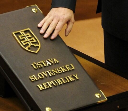 Možné porušovanie Ústavy SR programom strany Maďarská aliancia a odporučenie pánovi premiérovi